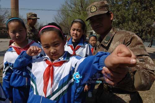 學(xué)生軍訓(xùn)